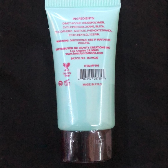 Poreless face primer - Picture 3 of 3